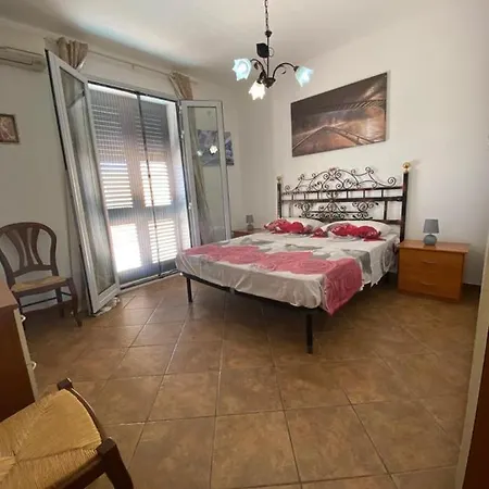 Elektra Santa Cesarea Terme